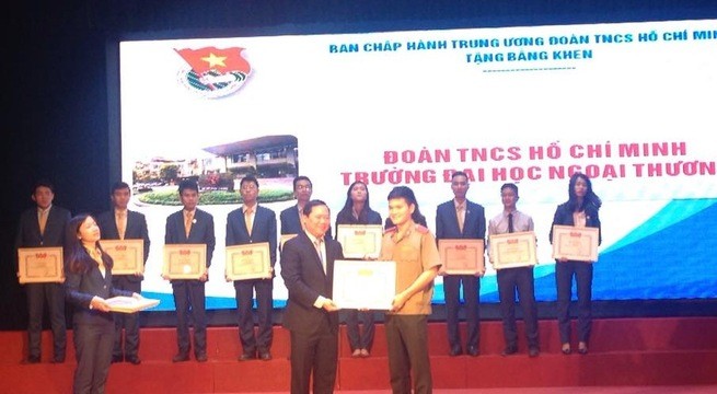 Fast 400 Freiwillige waren bei der 132. IPU-Vollversammlung im Einsatz  - ảnh 1